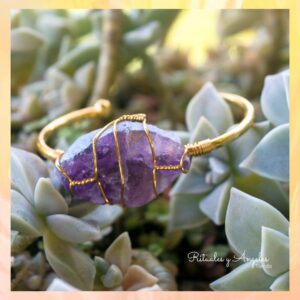 Brazalete con Amatista bañado en oro