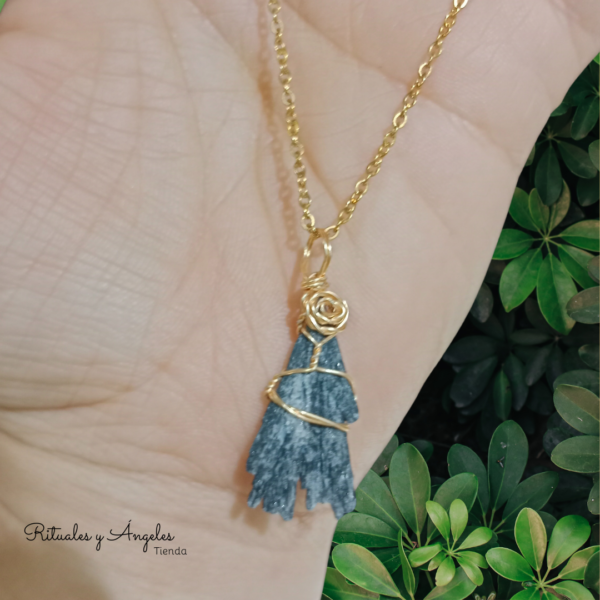 Cadena cianita, escoba de bruja - Imagen 2