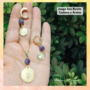 Juego San Benito (cadena con aretes), Piedra natural